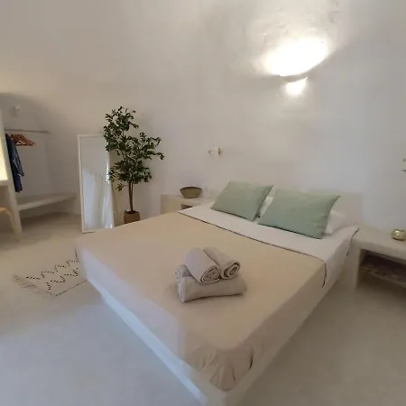 Sisyphus House In Santorini * Vóthon