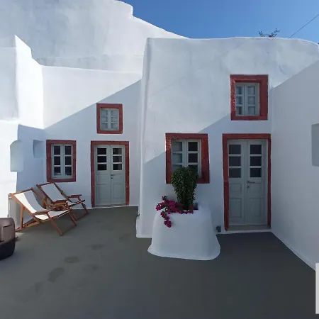 Sisyphus House In Santorini Holiday home *